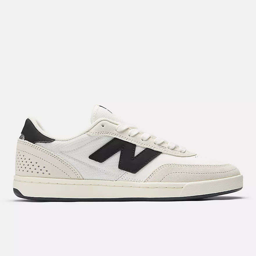NB Numeric 440 V2 White/Black