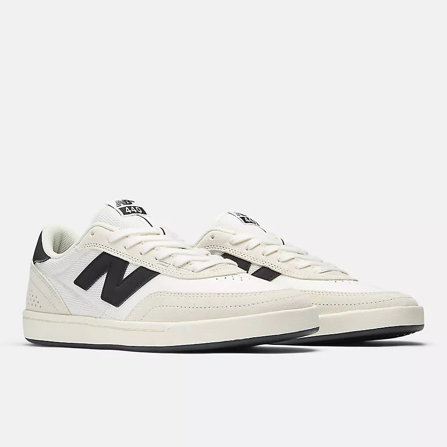 NB Numeric 440 V2 White/Black